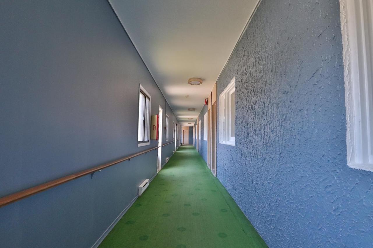 Bestliving Motel Washago エクステリア 写真