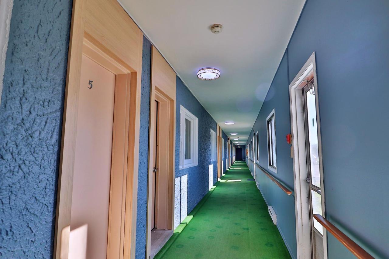 Bestliving Motel Washago エクステリア 写真